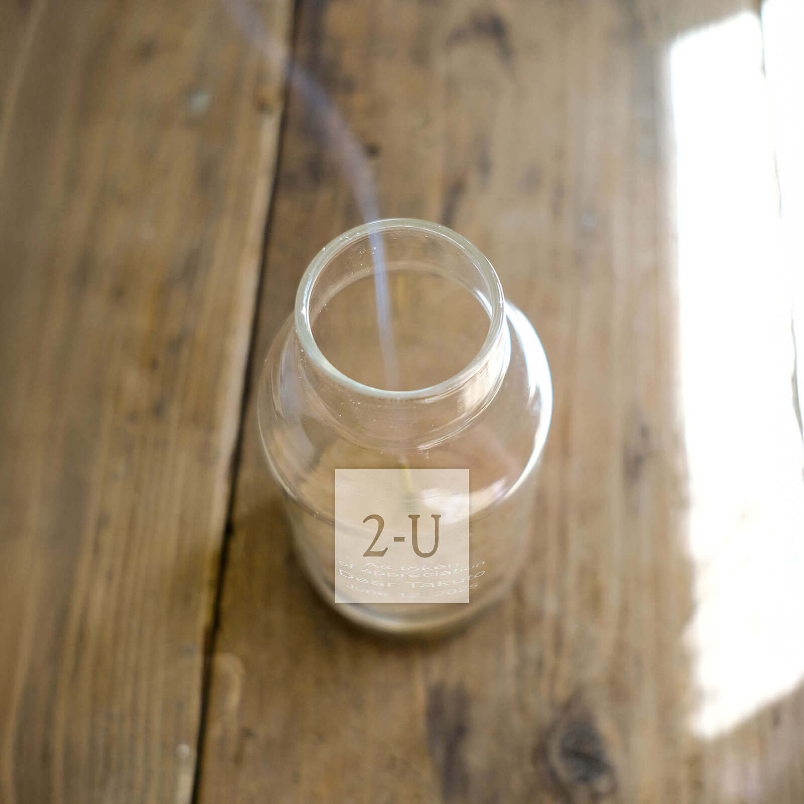 輕鬆享受熏香，也能使用線香