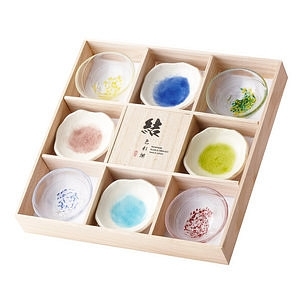 結緣 色綵什錦8味珍碟套裝